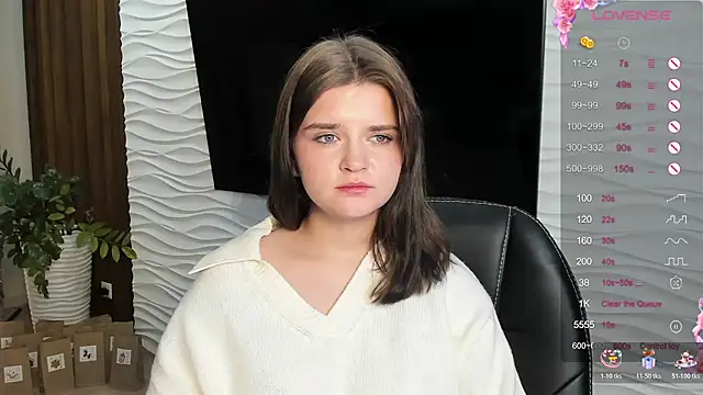 LanaTreades live sex cam