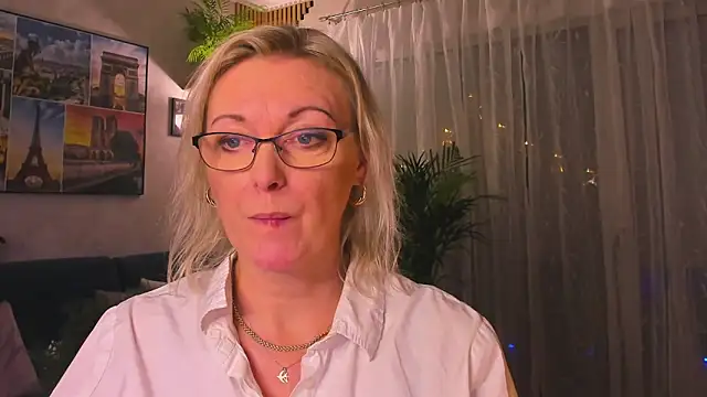 vanessa_chat's cam snapshot