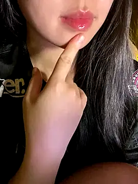 Uyennii02's cam snapshot