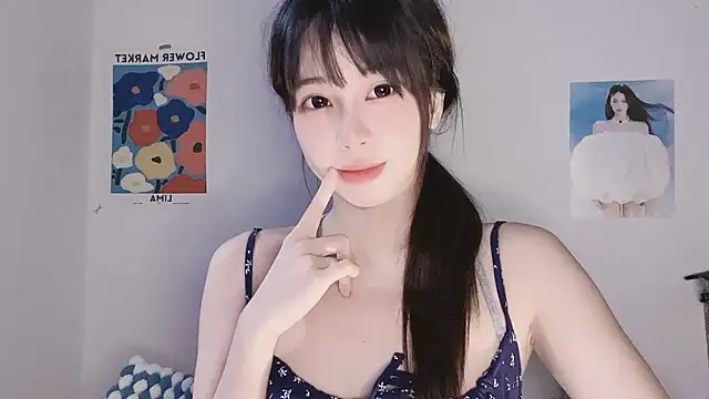 -Hottie's cam snapshot