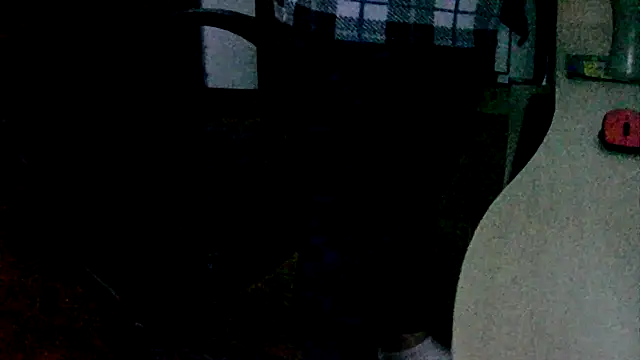 tobikoyuzu's cam snapshot