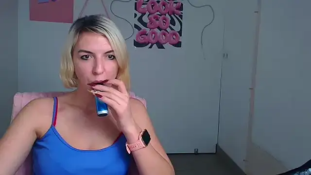 Lana_Foxyy's cam snapshot