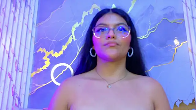 NIKIBUNNY's cam snapshot