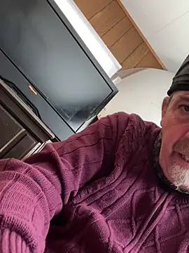 Helmut1971 live sex cam