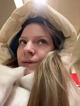 MaryHiggins live sex cam