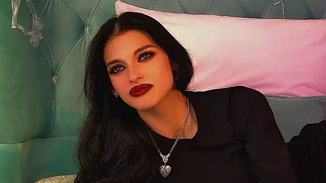 BeverlyMost's cam snapshot