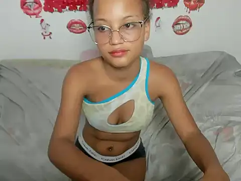 Tania_hot0's cam snapshot