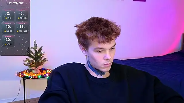 DENIS_HERE's cam snapshot