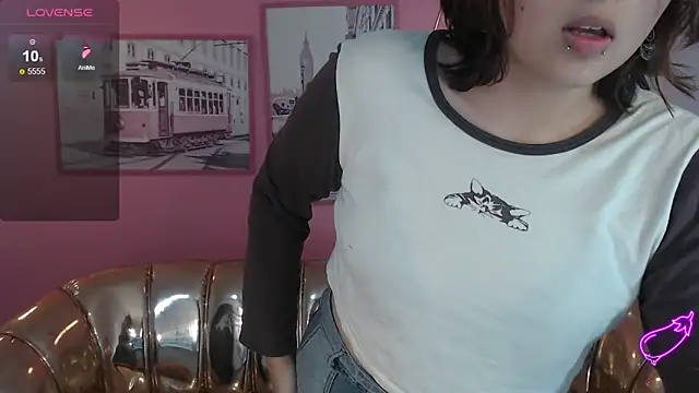 mia_foster_t's cam snapshot