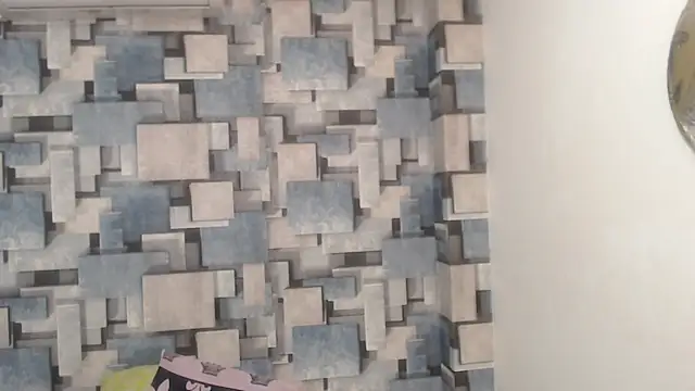 angel_dthroatt's cam snapshot