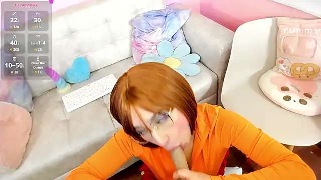 tinysara's cam snapshot