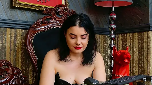 MistressEly's cam snapshot