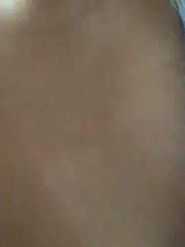 Cami_Leon2's cam snapshot