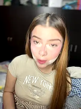 Cloew_Marz's cam snapshot