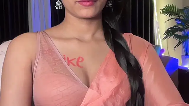 Wow-nisha's cam snapshot