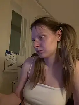 MaryHiggins's cam snapshot