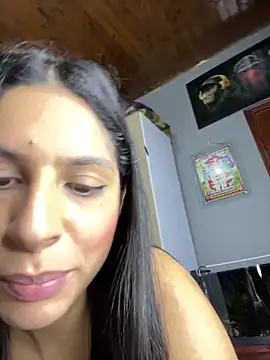 charlotte_stevenss_'s cam snapshot