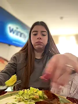 Cloew_Marz's cam snapshot