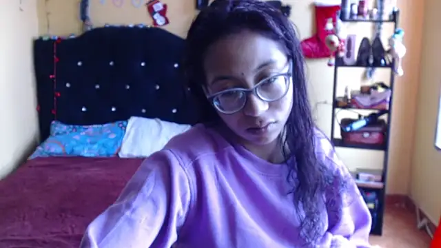 Violet_And_Smith's cam snapshot