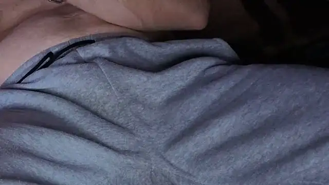 loverboyxxx69's cam snapshot