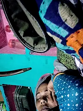 Pooja750's cam snapshot