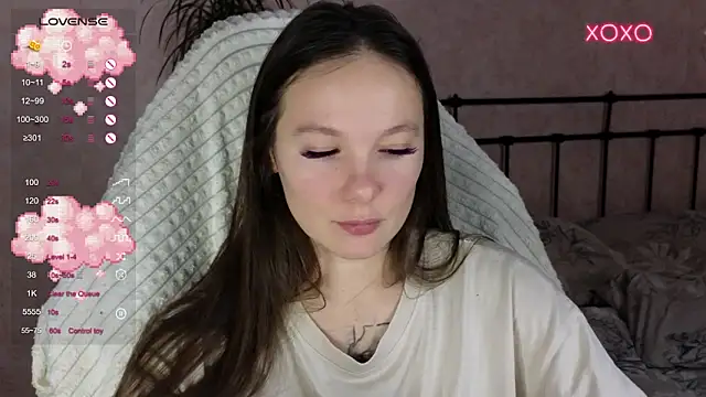 lil_luna_x's cam snapshot