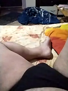 nudistu021's cam snapshot