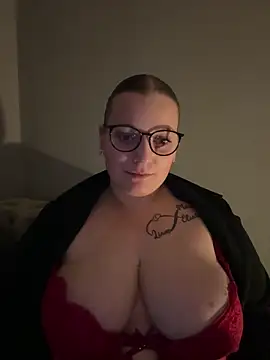 Aksinja05's cam snapshot