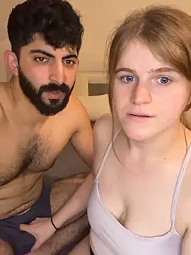 daddysgirly003's cam snapshot