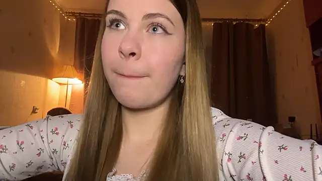 MaevAmy's cam snapshot