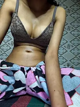 Aidakhan1212's cam snapshot