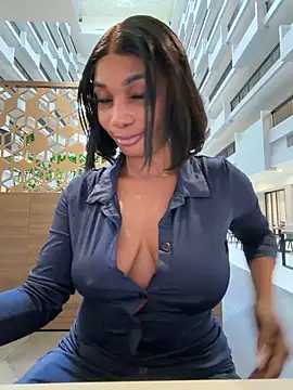 ___Nessa live sex cam