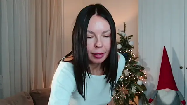 LittleNicolee's cam snapshot