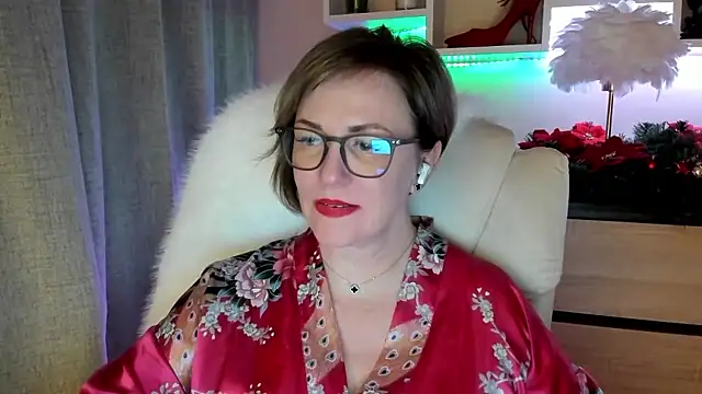 feliziaDesire's cam snapshot