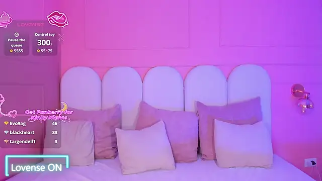 eva_sainnt's cam snapshot