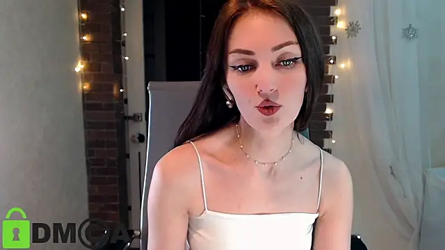 ms_kelarini's cam snapshot