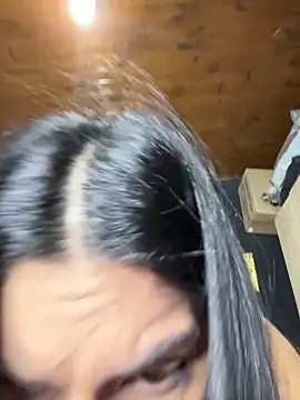 charlotte_stevenss_'s cam snapshot