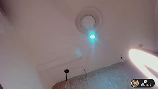 alizza_'s cam snapshot
