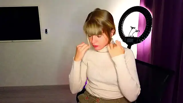 _comefeelme_'s cam snapshot