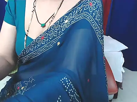 sunitha-3's cam snapshot