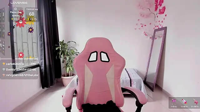 Rati_Curly live sex cam