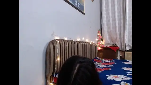 _kamyaa09's cam snapshot