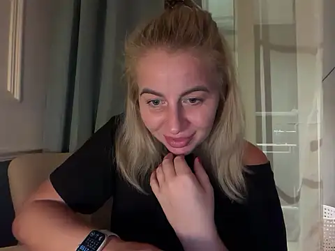 Miravynn's cam snapshot