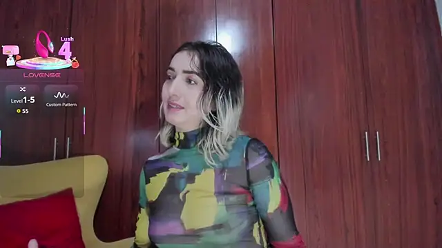 carly_grasso's cam snapshot