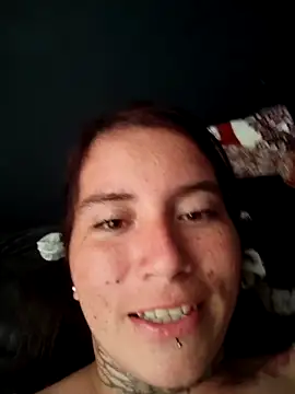 mara_adiction's cam snapshot