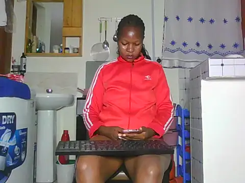 sexy_barbie2024's cam snapshot