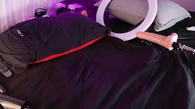 violett_queenn live sex cam