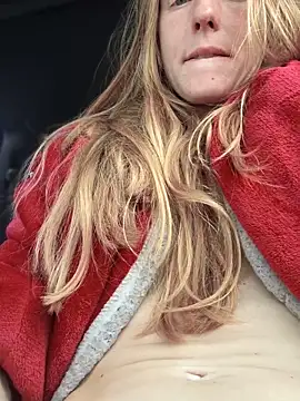 GoldenFlameGoddess's cam snapshot