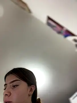 Cloew_Marz live sex cam