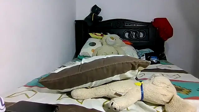 CELESSTESeductora live sex cam